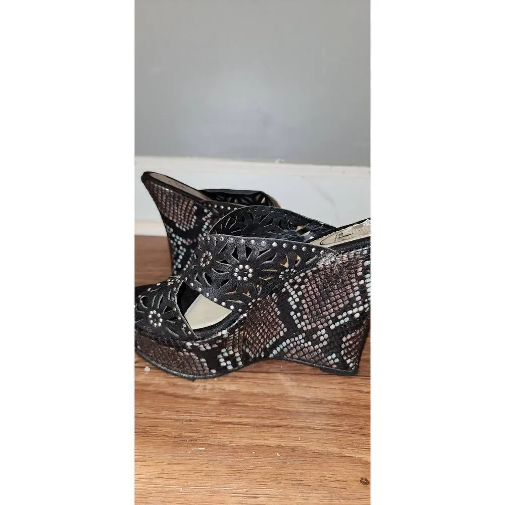 If Carini Wedge Sandals